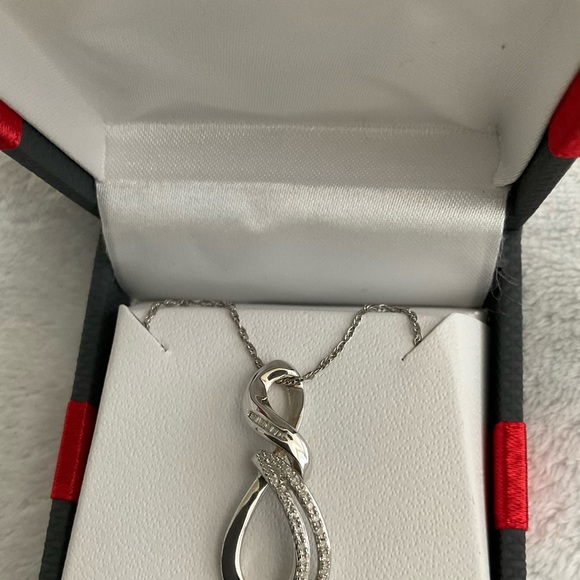 NWT 1/10CT TW DIAMOND STERLING  SILVER - Picture 2 of 10